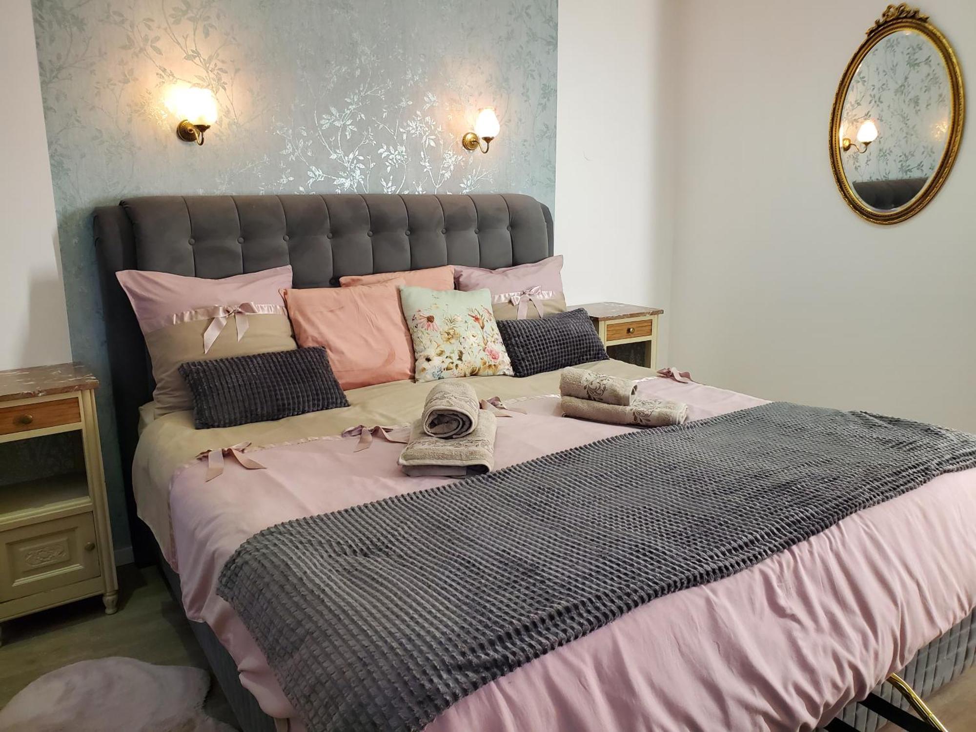 Mirka & Franck Apartment Chic 4" Stars Parking Free, Garage & Wine With Avantages Pack Colmar Exterior foto